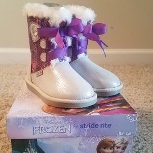 Stride Rite Girl's Frozen Boots